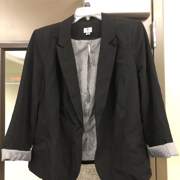 Blazer - Picture 1 of 1